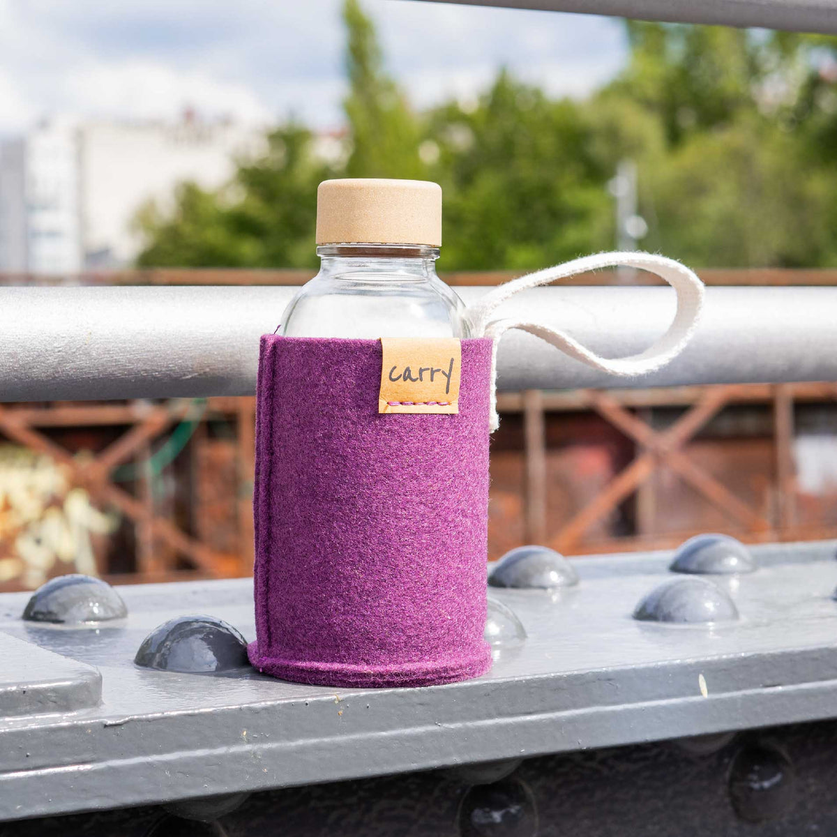 Schutzhülle für Glasflaschen 400ml lila mauve